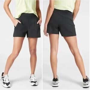 Athleta Trekkie North Short Women's sz. 6 in Black 3" Inseam UPF 50+ Breathable